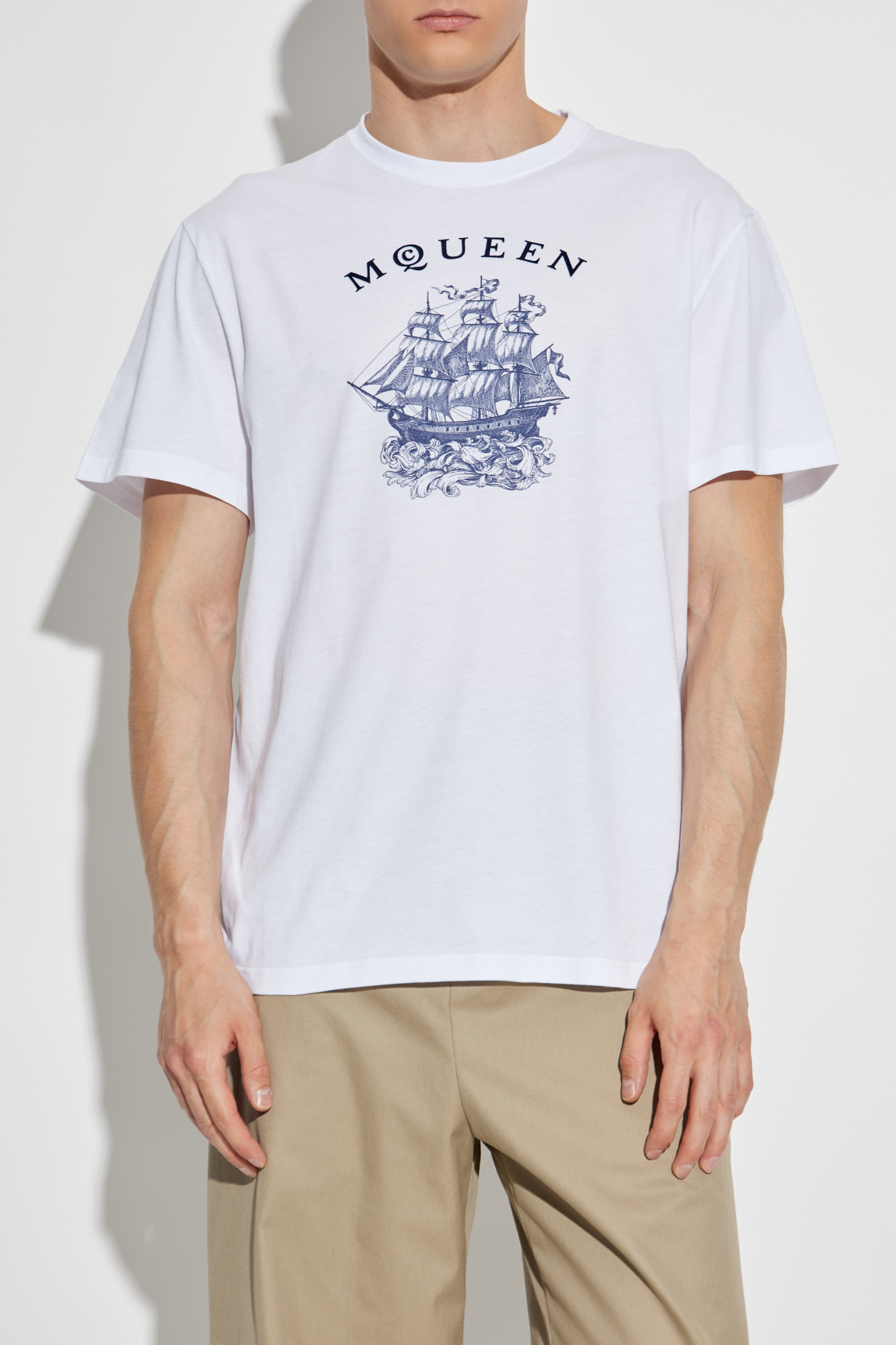 Tシャツ・カットソー Mcqueen White Cotton T-Shirt With Front Logo Print Alexander McQueen Graffiti T-shirt | White | FARFETCH JO